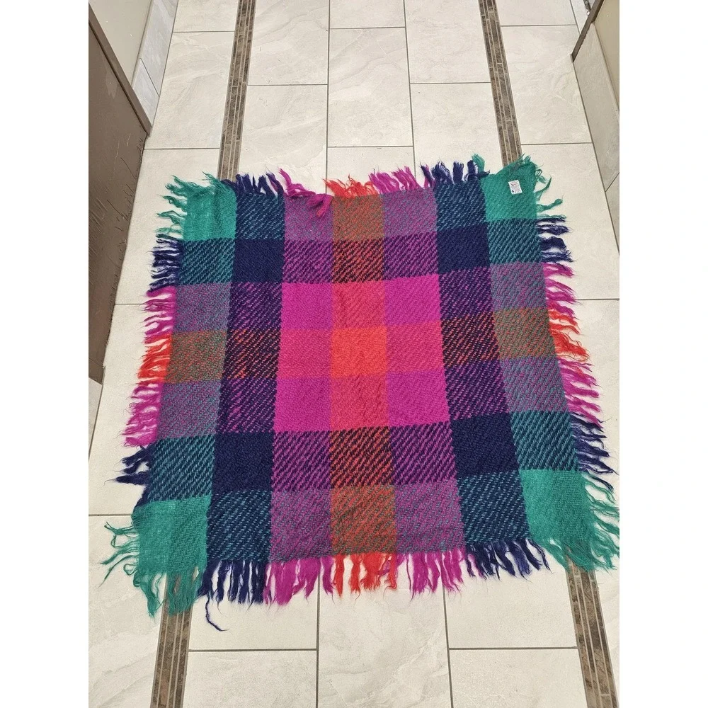 Vintage Avoca Handweavers Wool Blanket Throw Ireland Plaid 54x56 Fringe‎